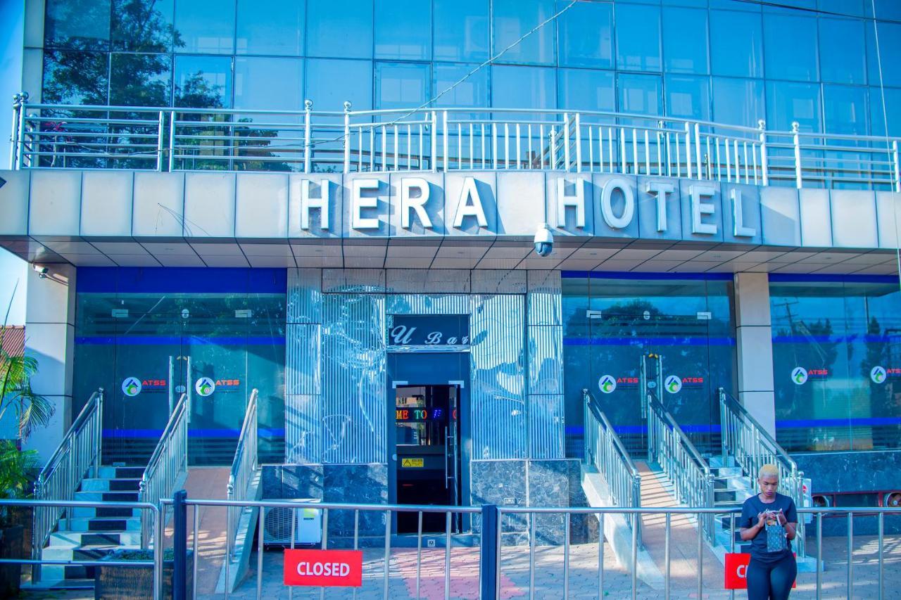 Hera Hotel Kampala Luaran gambar